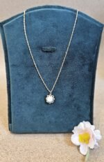 Pearl in bloom pendant silver