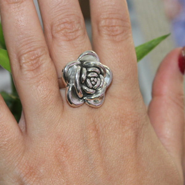silver rose ring