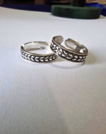 Silver toe ring