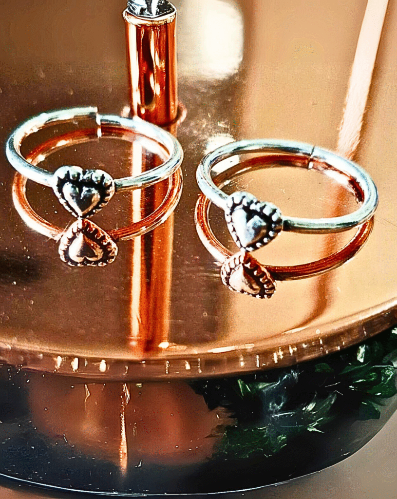 silver toe rings